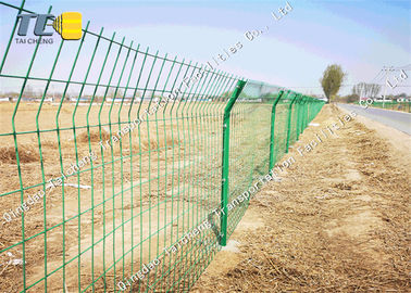 Good price PVC beschichtete geschweißte Draht-Zaun-High Speed Protections-Nettokorrosionsbeständigkeit Online