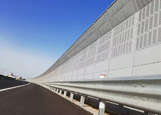 Good price Landstraßen-Aluminiumplatten-Baumwollfüllungs-Geräusch-Sperre für lärmabsorbierendes Online