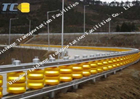 Good price Hochgeschwindigkeitslandstraßen-Straßen-Rollen-Leitschienen-Sperren-Antiauswirkung EVA Foam Material Online